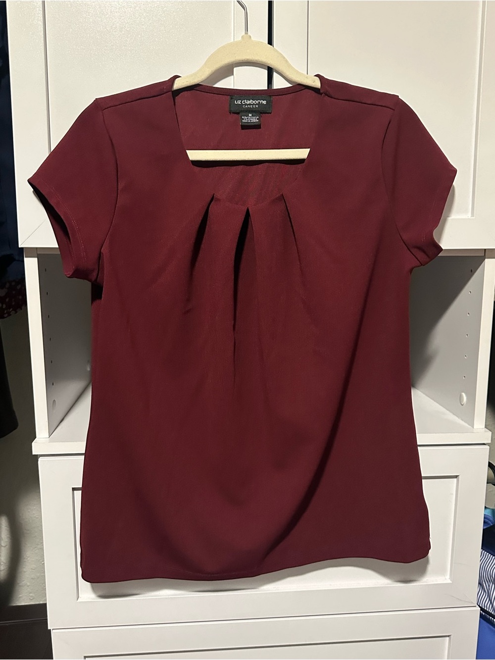Liz Claiborne Career Burgundy Pleated Short Sleeve Blouse Size M
